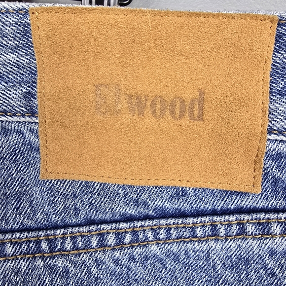 Elwood Jean Shorts Raw Hem Med Wash Blue Mens Size 36 - Picture 4 of 12